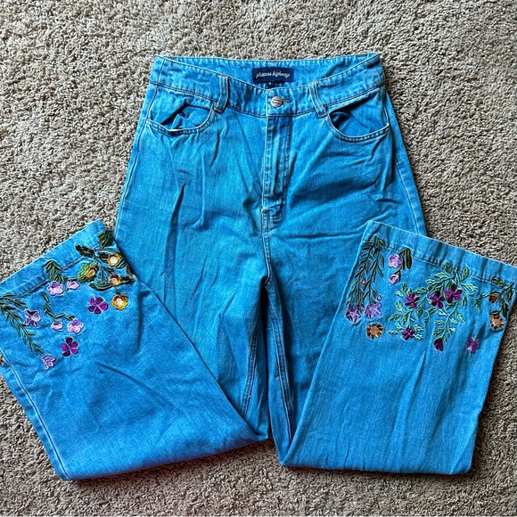 Princess Highway Denim - ModCloth Princess Highway floral embroidery high waisted jeans